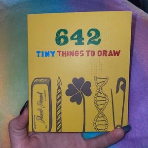 642 Tiny Things to Draw